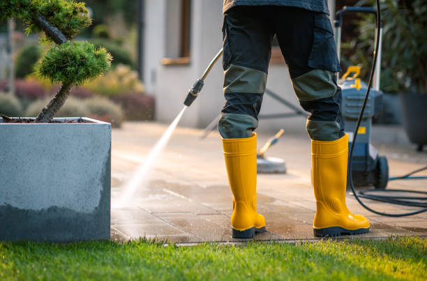 Why Choose Our Certified Pressure Washing Experts for Your Project Needs in Etowah, TN?